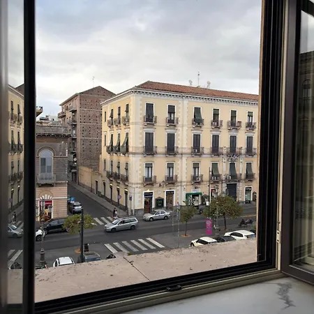 Finestre In Piazza *