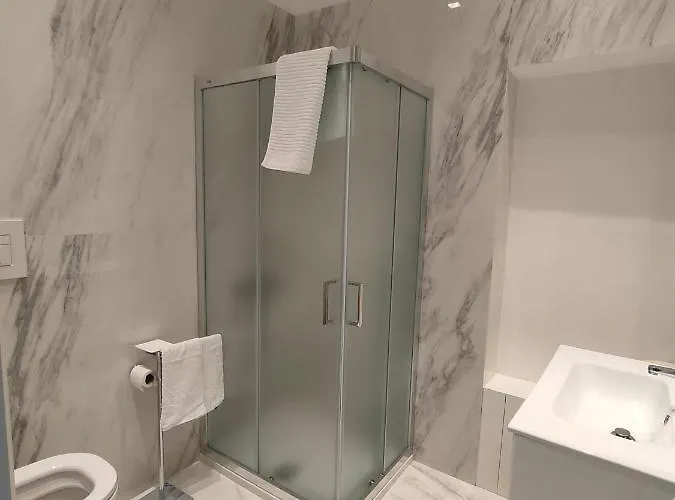 Finestre In Piazza 卡塔尼亚